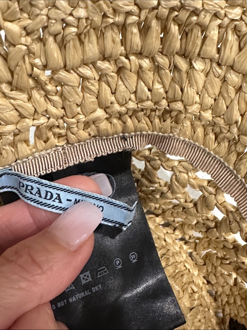 Prada Natural Straw Bucket Hat with Black Satin Logo Tag - Picture 3 of 6